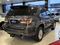 TOYOTA HILUX SW4 3.0 SRV 4X4 16V TURBO INTERCOOLER 2012/2012 LEHMEN VEÍCULOS VENÂNCIO AIRES / Carros no Vale