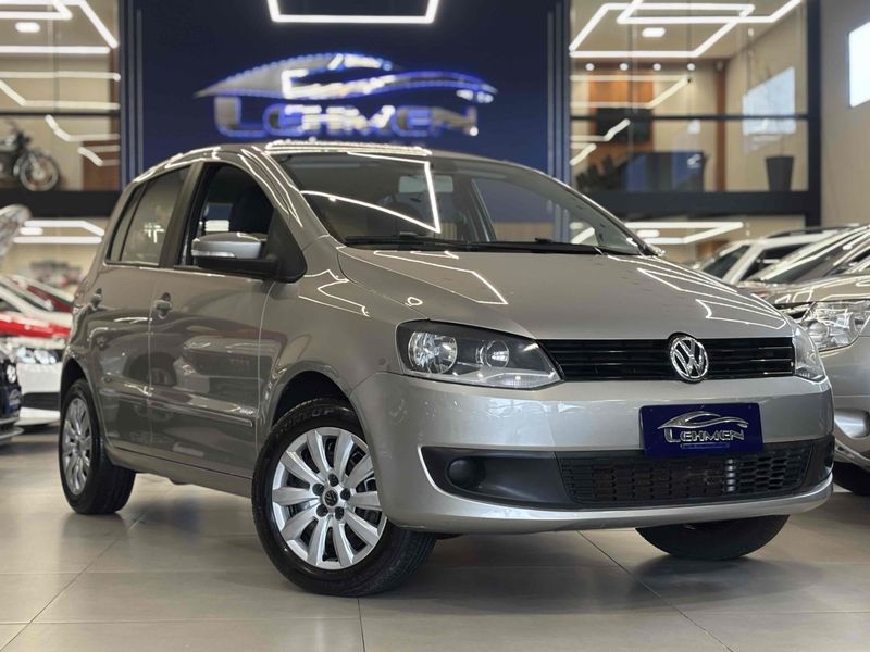 VOLKSWAGEN FOX 1.0 MI 8V 2014/2014 LEHMEN VEÍCULOS VENÂNCIO AIRES / Carros no Vale