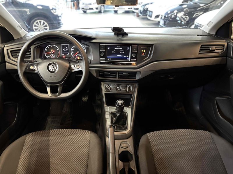 VOLKSWAGEN POLO 1.0 MPI TOTAL 2020/2020 LEHMEN VEÍCULOS VENÂNCIO AIRES / Carros no Vale
