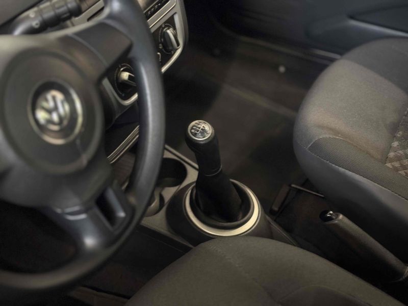 VOLKSWAGEN SAVEIRO 1.6 MI STARTLINE CS 8V 2015/2016 LEHMEN VEÍCULOS VENÂNCIO AIRES / Carros no Vale