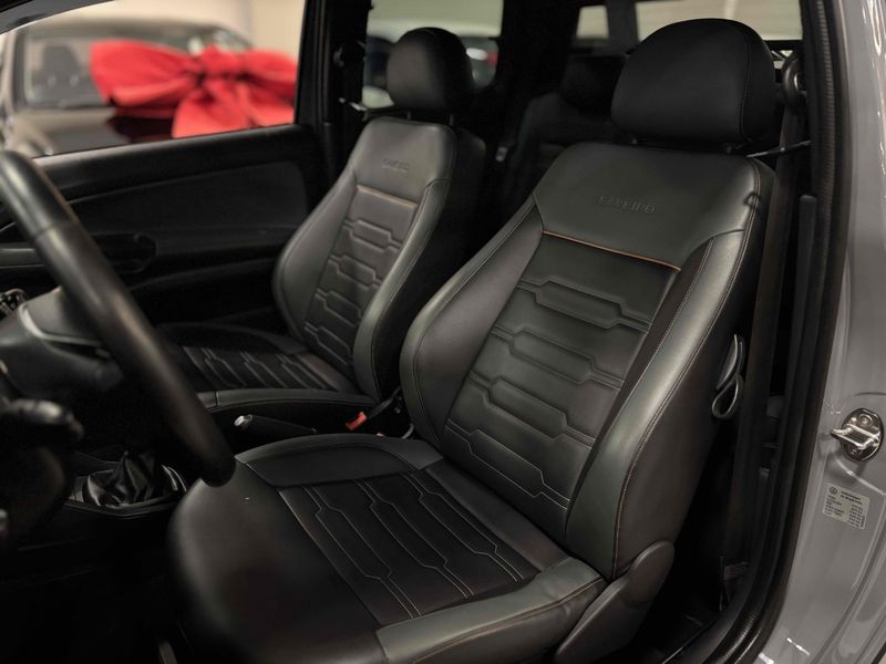 VOLKSWAGEN SAVEIRO 1.6 MSI EXTREME CD 16V 2023/2024 LEHMEN VEÍCULOS VENÂNCIO AIRES / Carros no Vale