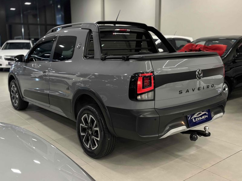VOLKSWAGEN SAVEIRO 1.6 MSI EXTREME CD 16V 2023/2024 LEHMEN VEÍCULOS VENÂNCIO AIRES / Carros no Vale