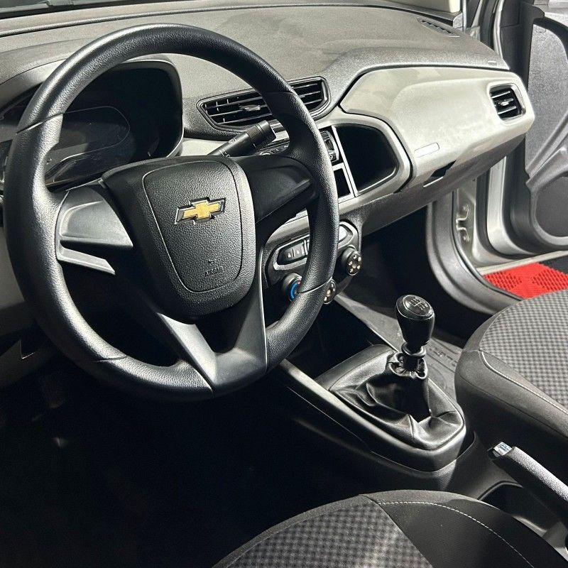 Chevrolet PRISMA JOY 1.0 8V 2019/2019 SÉRGIO VEÍCULOS TEUTÔNIA / Carros no Vale