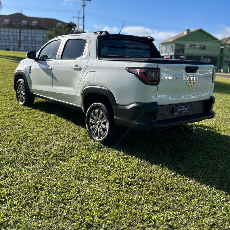 Fiat STRADA1.3 CD FREEDOM 2023/2023 SÉRGIO VEÍCULOS TEUTÔNIA / Carros no Vale
