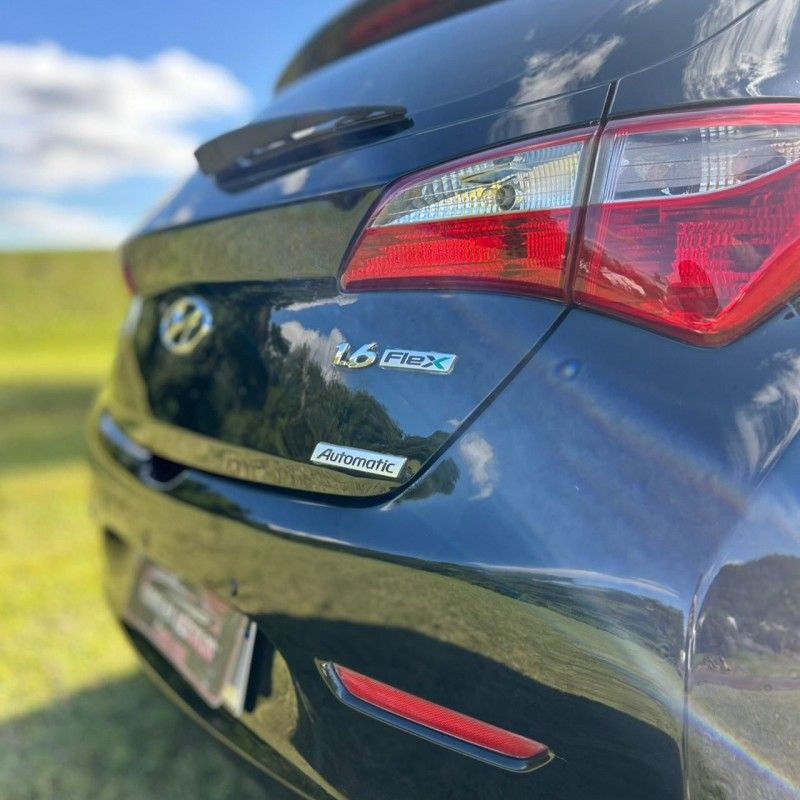 Hyundai HB20 COPA 1.6 2014/2014 SÉRGIO VEÍCULOS TEUTÔNIA / Carros no Vale