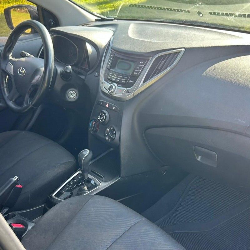 Hyundai HB20 COPA 1.6 2014/2014 SÉRGIO VEÍCULOS TEUTÔNIA / Carros no Vale