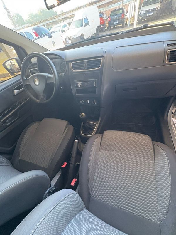 Volkswagen SPACEFOX TREND 1.6 2011/2011 SÉRGIO VEÍCULOS TEUTÔNIA / Carros no Vale