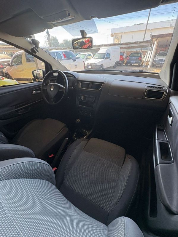 Volkswagen SPACEFOX TREND 1.6 2011/2011 SÉRGIO VEÍCULOS TEUTÔNIA / Carros no Vale