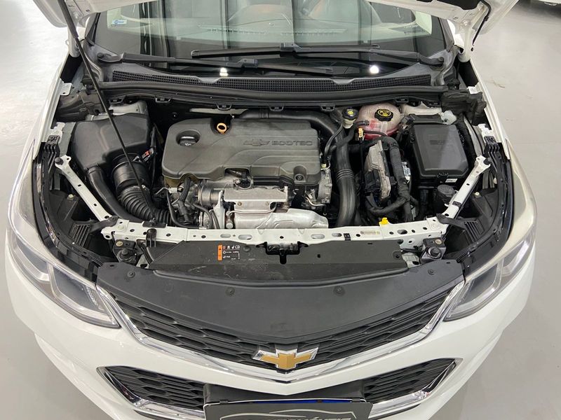 Chevrolet Cruze Lt Nb 2018/2018 SIM AUTOMÓVEIS ROLANTE / Carros no Vale