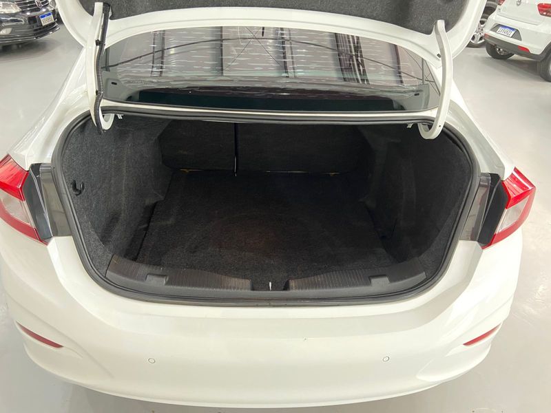 Chevrolet Cruze Lt Nb 2018/2018 SIM AUTOMÓVEIS ROLANTE / Carros no Vale