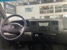 Ford F-250 Xlt 2011/2011 SIM AUTOMÓVEIS ROLANTE / Carros no Vale