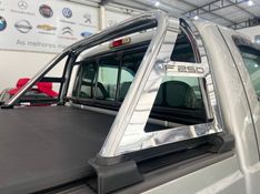 Ford F-250 Xlt 2011/2011 SIM AUTOMÓVEIS ROLANTE / Carros no Vale