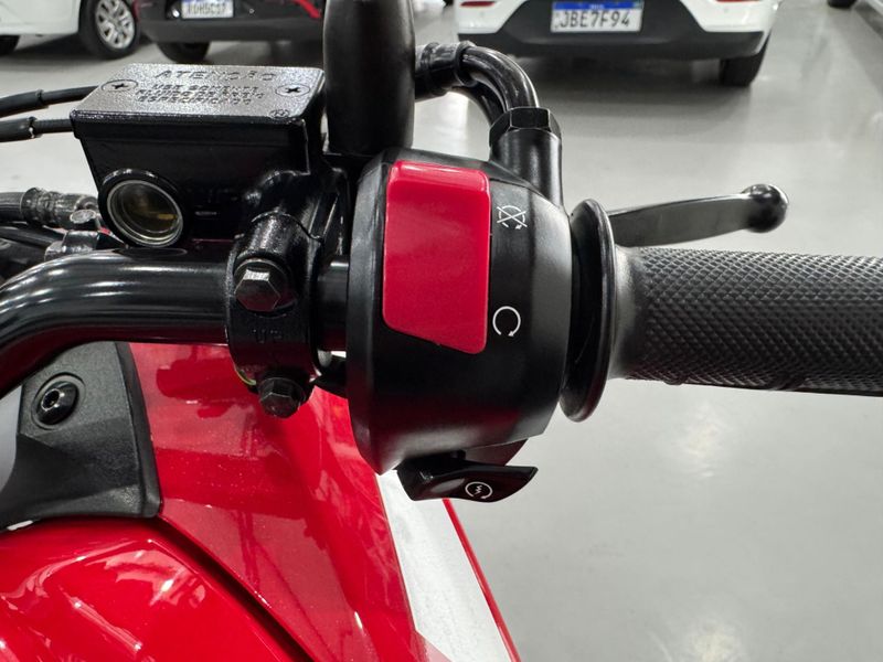 Honda Xre 190 2023/2024 SIM AUTOMÓVEIS ROLANTE / Carros no Vale