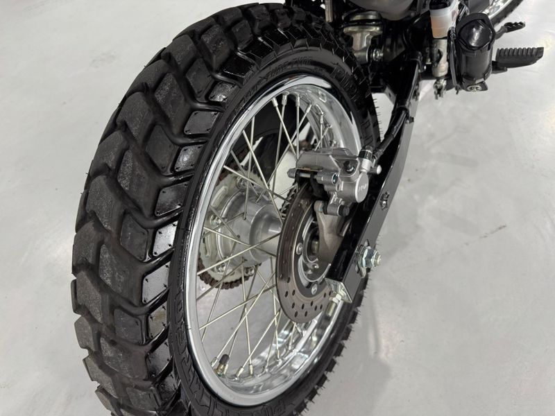 Honda Xre 190 2023/2024 SIM AUTOMÓVEIS ROLANTE / Carros no Vale