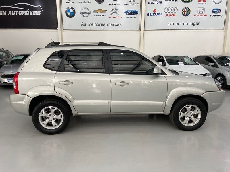 Hyundai Tucson 2.0 16v 2012/2013 SIM AUTOMÓVEIS ROLANTE / Carros no Vale