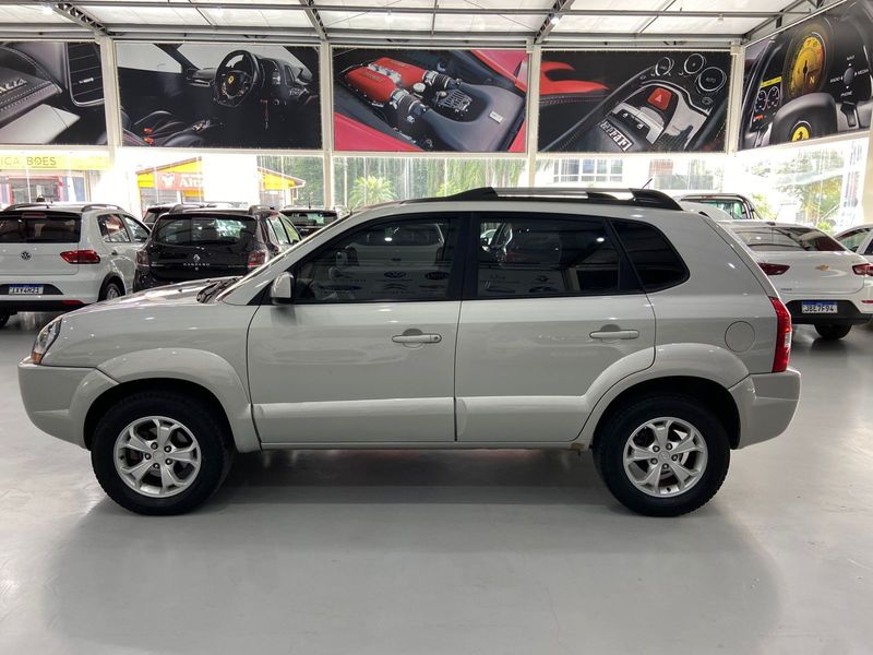 Hyundai Tucson 2.0 16v 2012/2013 SIM AUTOMÓVEIS ROLANTE / Carros no Vale