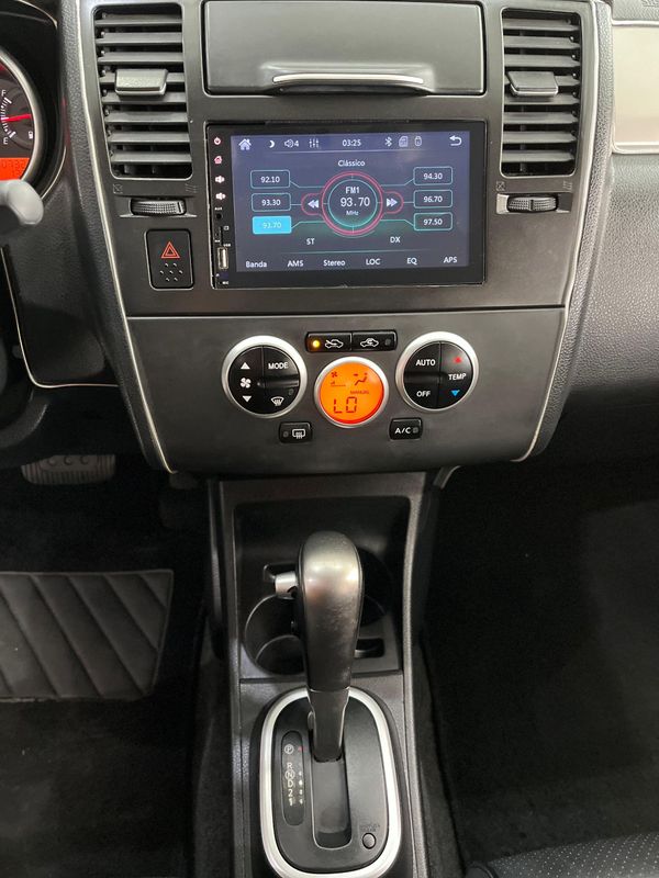 Nissan Tiida 18sl 2011/2012 SIM AUTOMÓVEIS ROLANTE / Carros no Vale