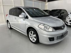 Nissan Tiida 18sl 2011/2012 SIM AUTOMÓVEIS ROLANTE / Carros no Vale