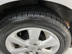Nissan Tiida 18sl 2011/2012 SIM AUTOMÓVEIS ROLANTE / Carros no Vale
