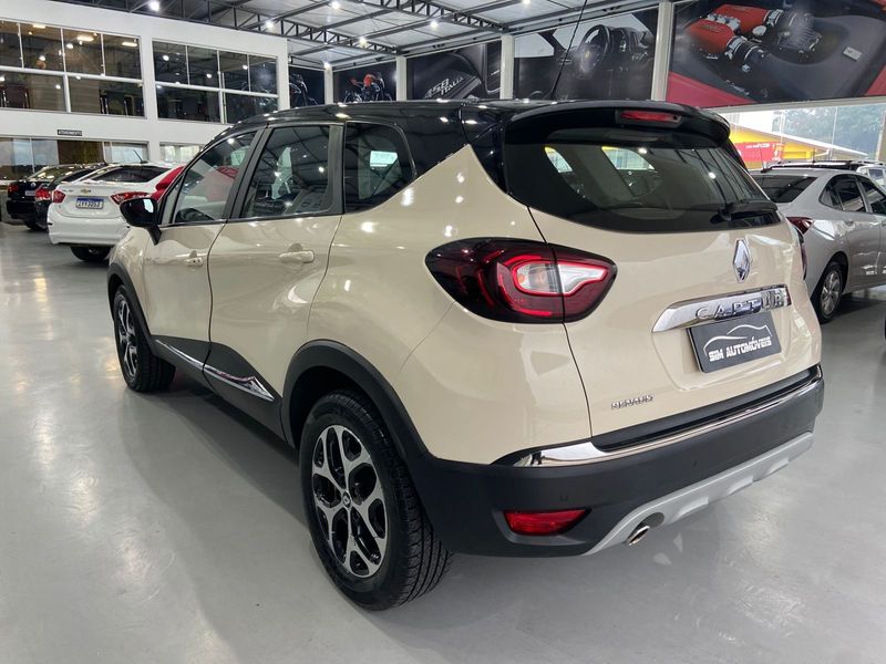Renault Captur Intense 2.0 16v 2017/2018 SIM AUTOMÓVEIS ROLANTE / Carros no Vale