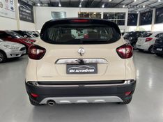 Renault Captur Intense 2.0 16v 2017/2018 SIM AUTOMÓVEIS ROLANTE / Carros no Vale