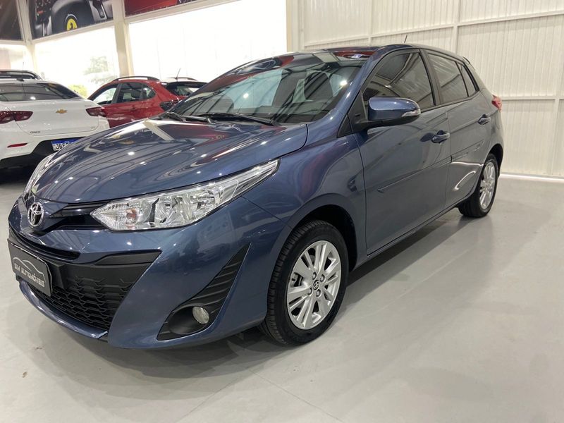 Toyota Yaris Hb Xl 13 2019/2019 SIM AUTOMÓVEIS ROLANTE / Carros no Vale