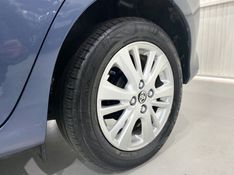 Toyota Yaris Hb Xl 13 2019/2019 SIM AUTOMÓVEIS ROLANTE / Carros no Vale