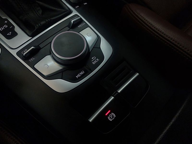 Audi A3 1.4 TFSI GASOLINA SPORTBACK PRESTIGE PLUS S-TRONIC 2020/2020 BETIOLO NOVOS E SEMINOVOS LAJEADO / Carros no Vale