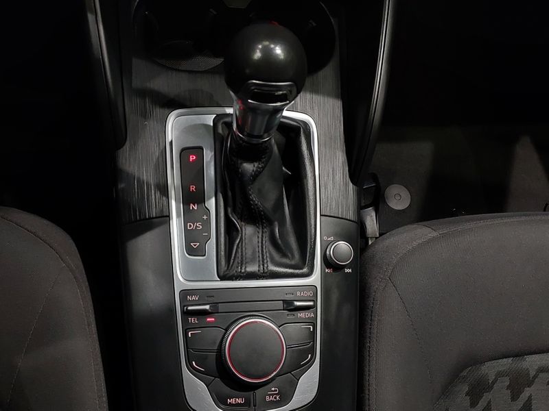 Audi A3 1.4 TFSI SEDAN AMBIENTE 16V FLEX 4P TIPTRONIC 2016/2016 BETIOLO NOVOS E SEMINOVOS LAJEADO / Carros no Vale