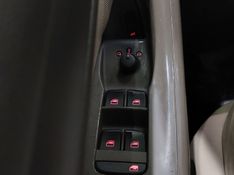 Audi Q3 2.0 TFSI AMBIENTE QUATTRO 4P GASOLINA S TRONIC 2014/2015 BETIOLO NOVOS E SEMINOVOS LAJEADO / Carros no Vale