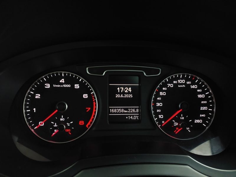 Audi Q3 2.0 TFSI AMBITION QUATTRO 4P GASOLINA S TRONIC 2013/2013 BETIOLO NOVOS E SEMINOVOS LAJEADO / Carros no Vale