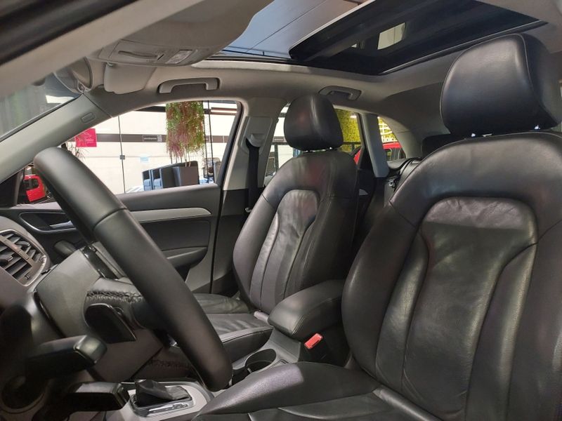 Audi Q3 2.0 TFSI AMBITION QUATTRO 4P GASOLINA S TRONIC 2013/2013 BETIOLO NOVOS E SEMINOVOS LAJEADO / Carros no Vale