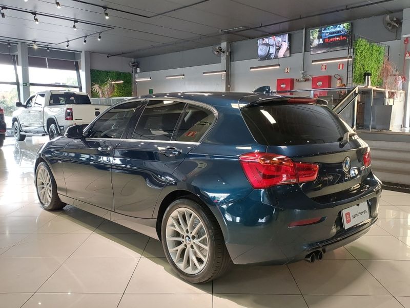 BMW 120i 2.0 16V SPORT ACTIVEFLEX 4P AUTOMÁTICO 2015/2015 BETIOLO NOVOS E SEMINOVOS LAJEADO / Carros no Vale