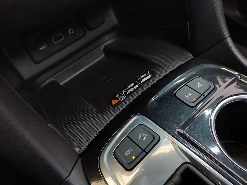 Chevrolet EQUINOX 1.5 16V TURBO GASOLINA PREMIER AWD AUTOMÁTICO 2023/2024 BETIOLO NOVOS E SEMINOVOS LAJEADO / Carros no Vale