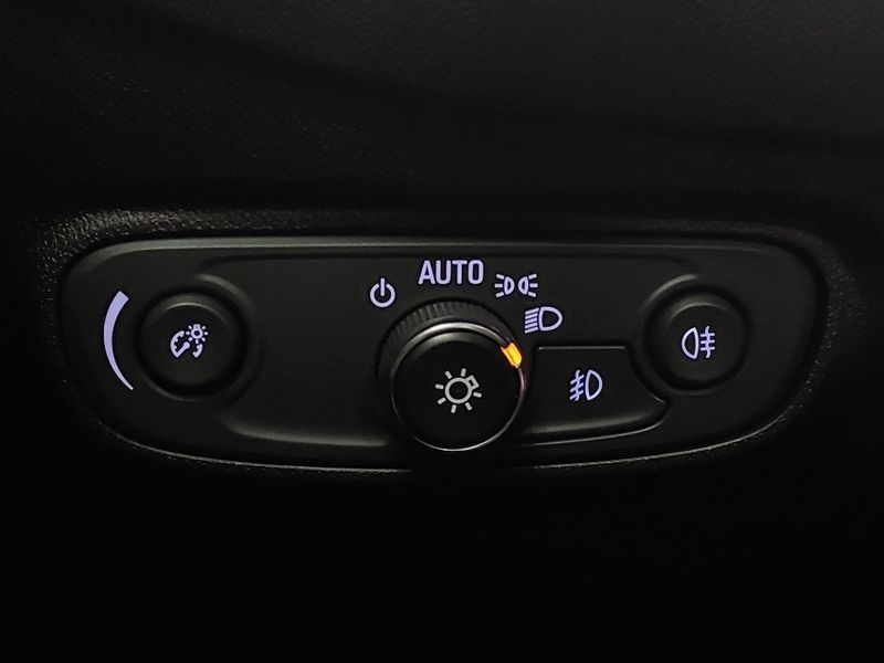 Chevrolet EQUINOX 2.0 16V TURBO GASOLINA PREMIER AWD AUTOMÁTICO 2018/2019 BETIOLO NOVOS E SEMINOVOS LAJEADO / Carros no Vale