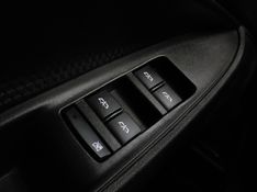 Chevrolet ONIX 1.0 FLEX LT MANUAL 2023/2024 BETIOLO NOVOS E SEMINOVOS LAJEADO / Carros no Vale