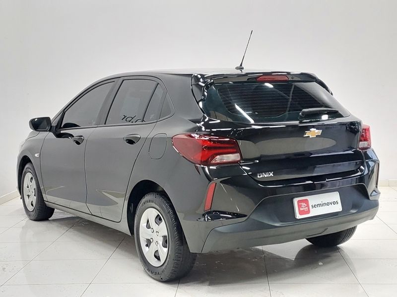Chevrolet ONIX 1.0 FLEX LT MANUAL 2023/2024 BETIOLO NOVOS E SEMINOVOS LAJEADO / Carros no Vale