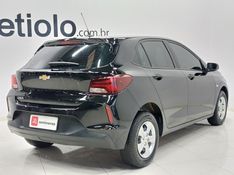 Chevrolet ONIX 1.0 FLEX LT MANUAL 2023/2024 BETIOLO NOVOS E SEMINOVOS LAJEADO / Carros no Vale