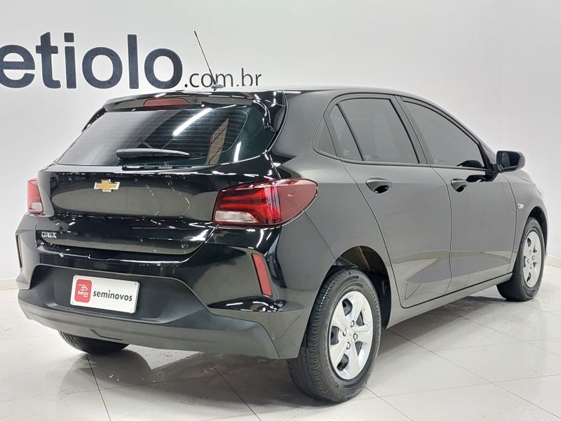 Chevrolet ONIX 1.0 FLEX LT MANUAL 2023/2024 BETIOLO NOVOS E SEMINOVOS LAJEADO / Carros no Vale