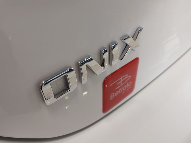 Chevrolet ONIX 1.0 MPFI JOY 8V FLEX 4P MANUAL 2019/2019 BETIOLO NOVOS E SEMINOVOS LAJEADO / Carros no Vale