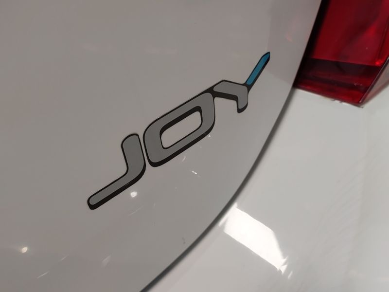 Chevrolet ONIX 1.0 MPFI JOY 8V FLEX 4P MANUAL 2019/2019 BETIOLO NOVOS E SEMINOVOS LAJEADO / Carros no Vale