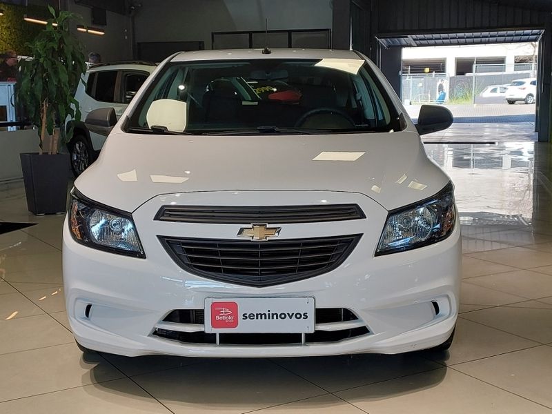 Chevrolet ONIX 1.0 MPFI JOY 8V FLEX 4P MANUAL 2019/2019 BETIOLO NOVOS E SEMINOVOS LAJEADO / Carros no Vale