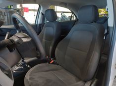 Chevrolet ONIX 1.0 MPFI JOY 8V FLEX 4P MANUAL 2019/2019 BETIOLO NOVOS E SEMINOVOS LAJEADO / Carros no Vale