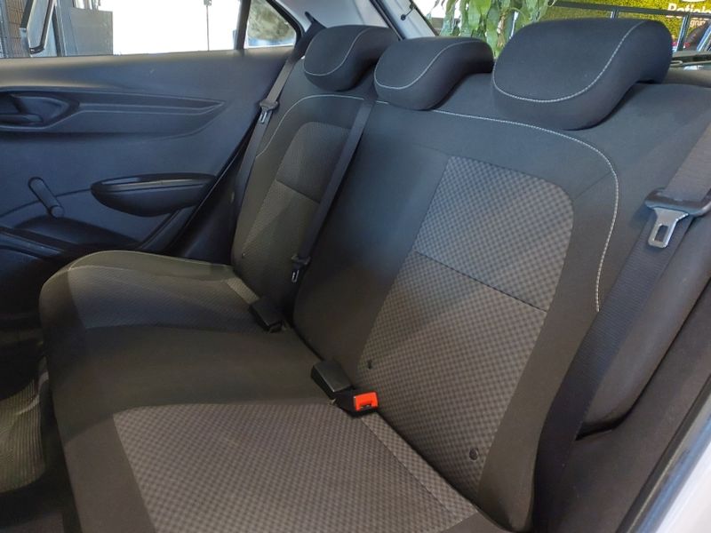 Chevrolet ONIX 1.0 MPFI JOY 8V FLEX 4P MANUAL 2019/2019 BETIOLO NOVOS E SEMINOVOS LAJEADO / Carros no Vale