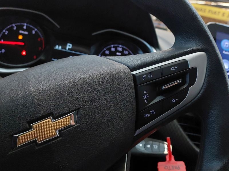 Chevrolet ONIX 1.0 TURBO FLEX LT AUTOMÁTICO 2023/2024 BETIOLO NOVOS E SEMINOVOS LAJEADO / Carros no Vale