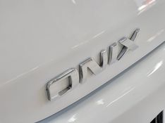 Chevrolet ONIX 1.0 TURBO FLEX LT AUTOMÁTICO 2022/2023 BETIOLO NOVOS E SEMINOVOS LAJEADO / Carros no Vale