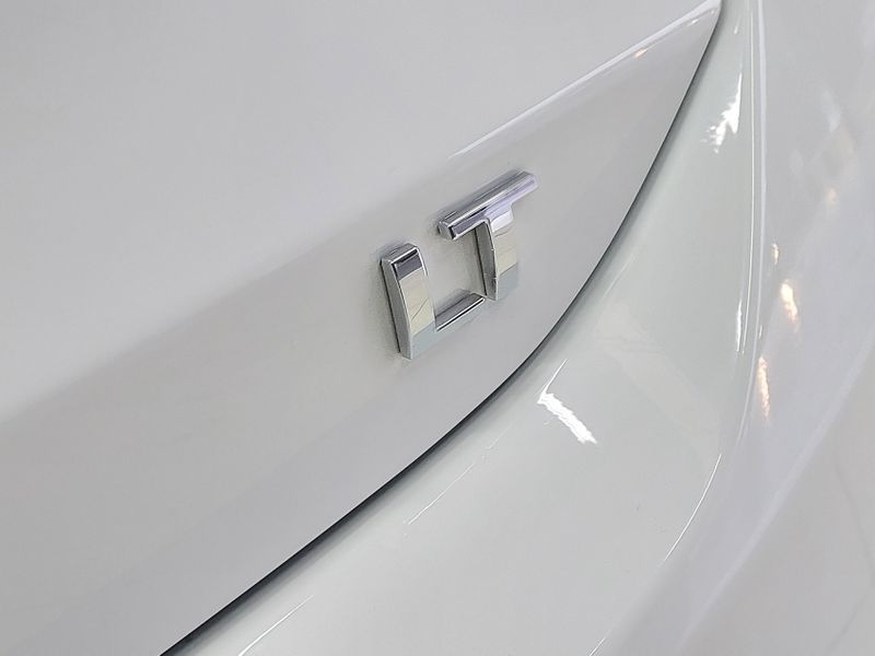 Chevrolet ONIX 1.0 TURBO FLEX LT MANUAL 2022/2023 BETIOLO NOVOS E SEMINOVOS LAJEADO / Carros no Vale