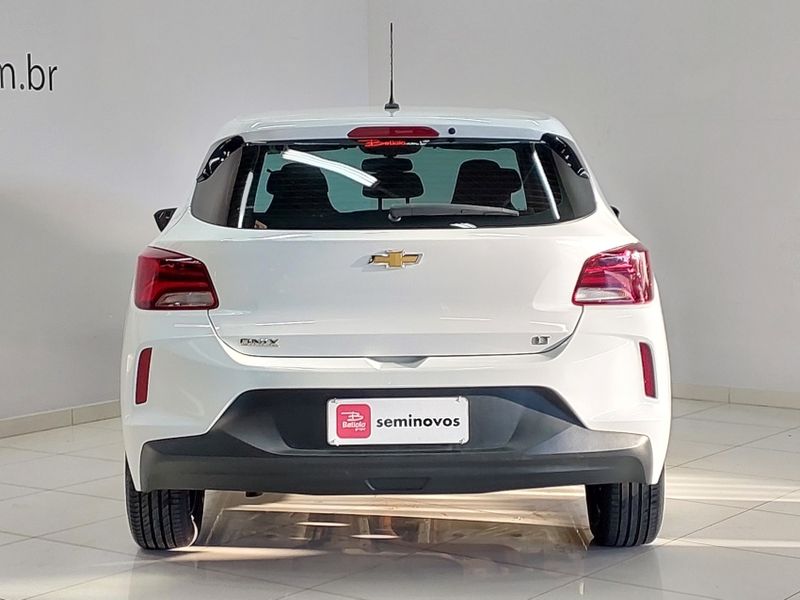 Chevrolet ONIX 1.0 TURBO FLEX LT MANUAL 2022/2023 BETIOLO NOVOS E SEMINOVOS LAJEADO / Carros no Vale