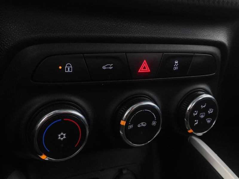 Chevrolet ONIX 1.0 TURBO FLEX PLUS AUTOMÁTICO 2019/2020 BETIOLO NOVOS E SEMINOVOS LAJEADO / Carros no Vale