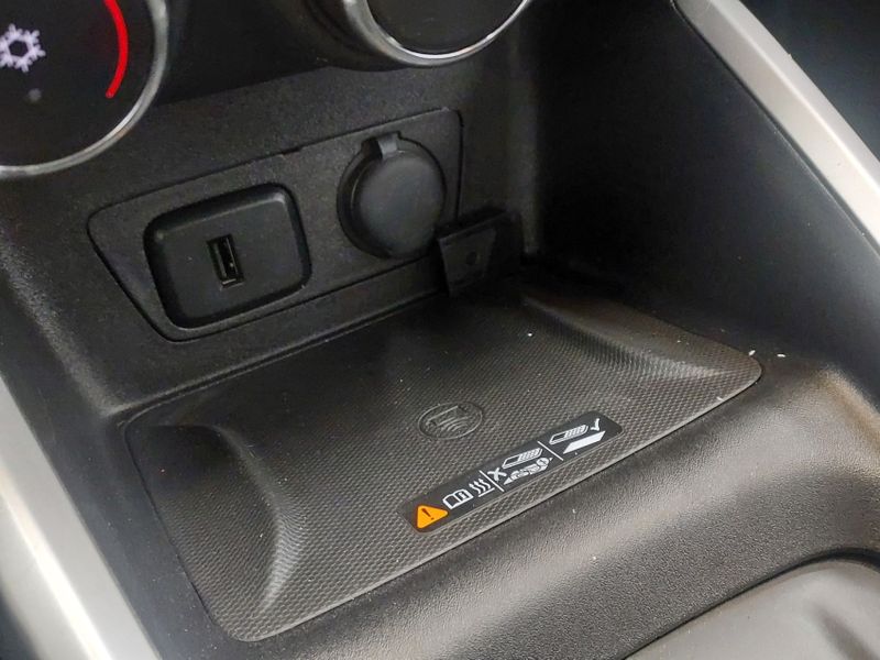 Chevrolet ONIX 1.0 TURBO FLEX PLUS AUTOMÁTICO 2019/2020 BETIOLO NOVOS E SEMINOVOS LAJEADO / Carros no Vale